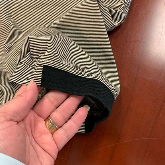 Hathaway Black & Tan Fine Stripe Golf Polo sz XL EUC - Picture 4 of 5